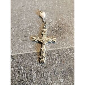 Silver Jesus cross pendant heart religious charm‎ accessory